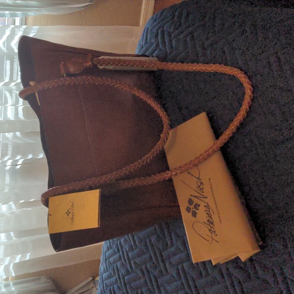 Sold NWT Patricia Nash Cameley tote bag - Picture 7 of 7